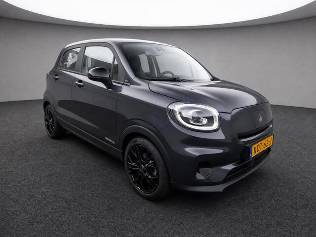 Leapmotor T03 Design 37.3 kWh Volledig Elektrisch, 265 km Range WLTP met Navigatie en Airconditioning Inclusief zwarte velgenset.