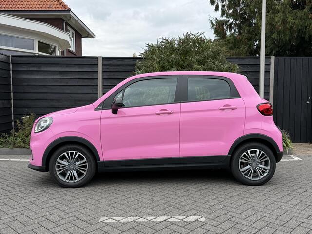 Leapmotor T03 Design 37.3 kWh 95PK Automaat Roze Wrap, Navigatie, Camera achter, Parkeerhulp achter, Audio, Keyless Start, Lichtmetalen velgen – foto 4