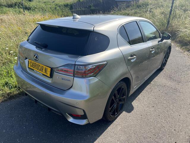 Lexus CT 200h GARANTIE