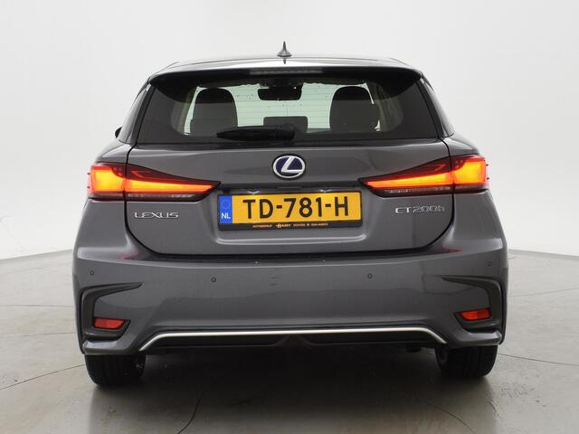 Lexus CT 200h BUSINESS LINE + CAMERA / NAVIGATIE / LED / DEALER ONDERHOUDEN BTW