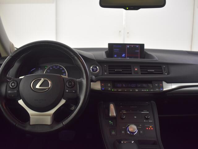 Lexus CT 200h