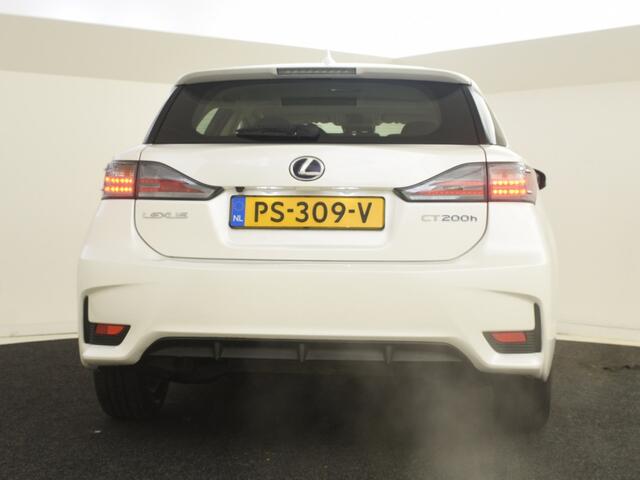 Lexus CT 200h