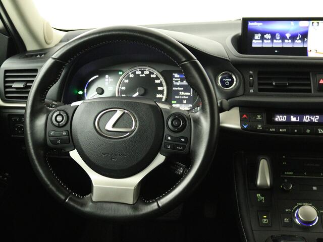Lexus CT 200h Edition 30 | Verwarmde voorstoelen | Navigatie |