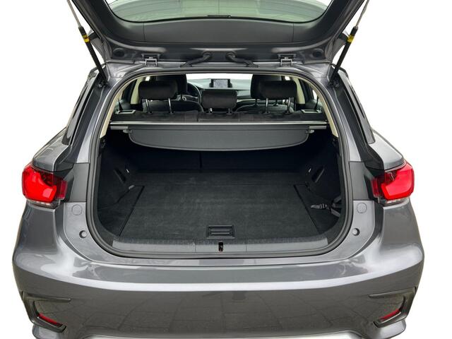 Lexus CT 200h Business Line | CAMERA | NAVI | CRUISE |