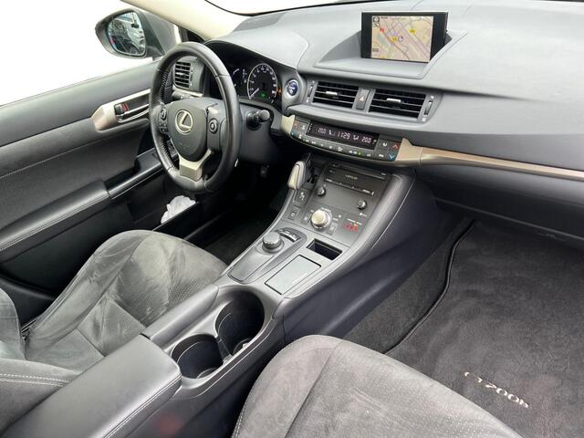 Lexus CT 200h Business Line | CAMERA | NAVI | CRUISE |