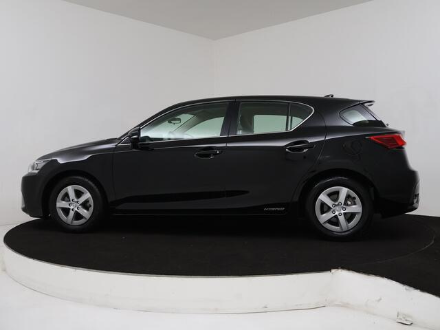 Lexus CT 200h