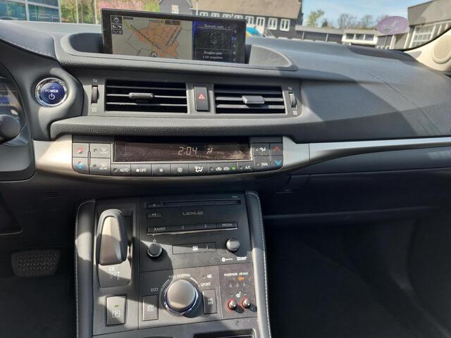 Lexus CT 200h Ultimate Edition | Lederen bekleding | Stoelverwarming | Grootbeeld navigatie