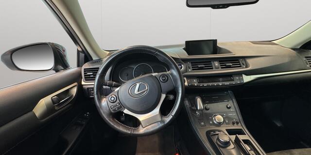 Lexus CT 200h Sport Edition | navi | stoelverwarming | LM velgen |