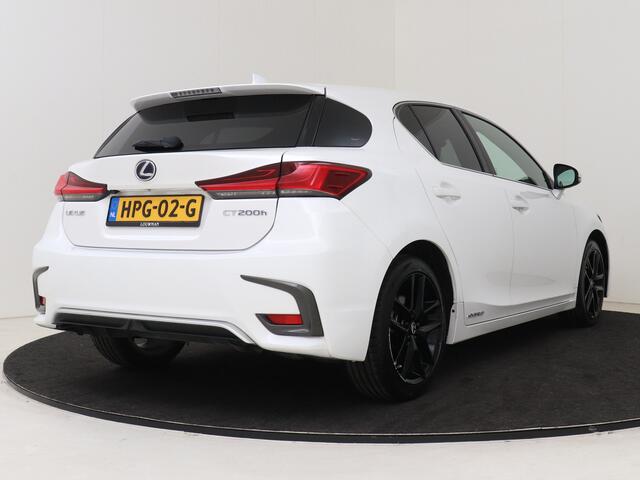 Lexus CT 200h Sport Edition | 17" Velgen | Privacy Glass | LED |