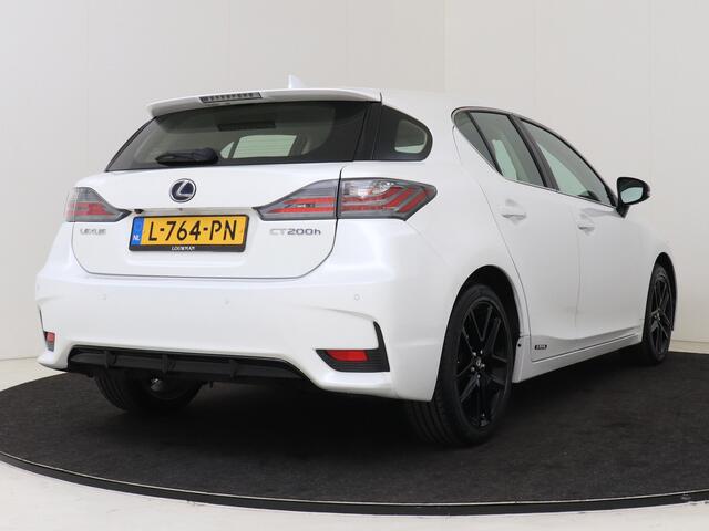 Lexus CT 200h Sport Edition Limited | Parkeersensoren | 17" Velgen | Half Lederen Bekleding |