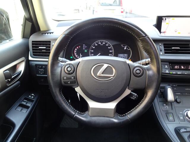 Lexus CT 200h Sport Ed. Inruilkoopje *Dakje/Halfleer/Navi/Cam/Trekhaak*