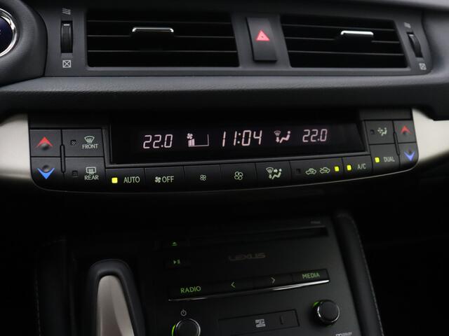 Lexus CT 200h Ultimate Edition | Premium Navigatie | Adaptieve Cruise Control | Spraakbediening |