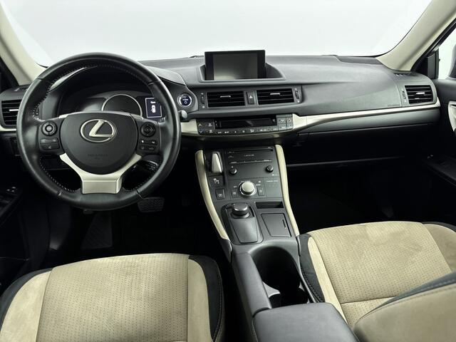 Lexus CT 200h Business Line | Navigatie | Stoelverwarming | NL-Auto | Parkeercamera |