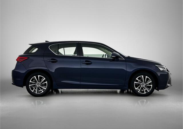 Lexus CT 200h Ultimate Edition