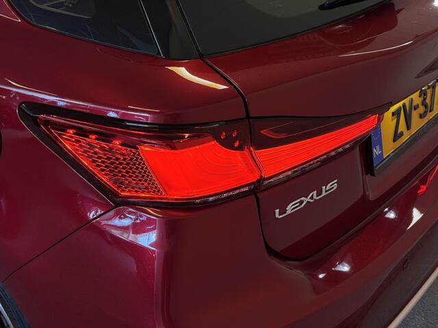 Lexus CT 200h Edition 30 Full hybride & afneembare trekhaak!!