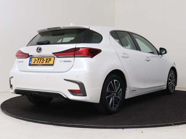 Lexus CT 200h Ultimate Edition | LED | Parkeersensoren | Premium Navigatie |