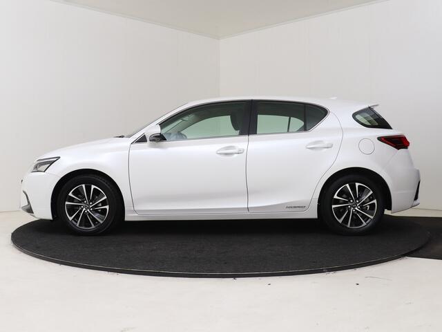 Lexus CT 200h Ultimate Edition | LED | Parkeersensoren | Premium Navigatie |