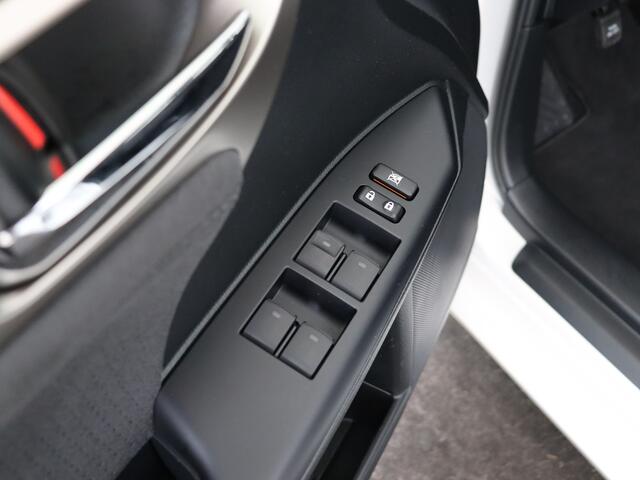 Lexus CT 200h Ultimate Edition | LED | Parkeersensoren | Premium Navigatie |