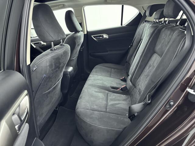 Lexus CT 200h Edition 30 | Carplay | Schuif- Kanteldak | Adaptive Cruise Control |