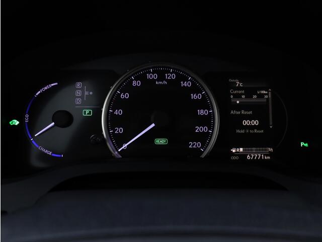 Lexus CT 200h Business Launch Edition | Premium Navi | Adaptive Cruise