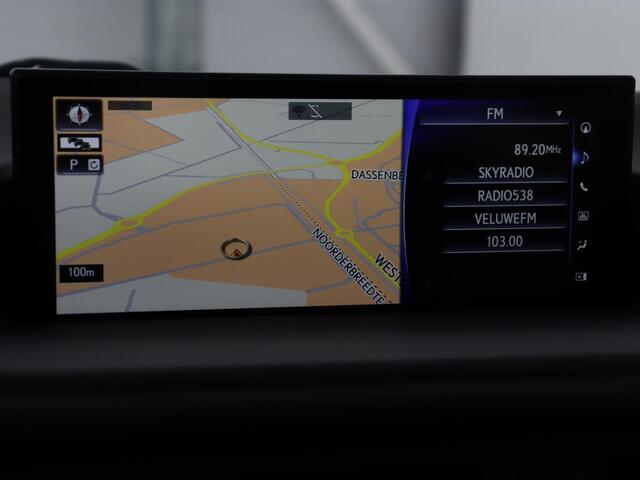 Lexus CT 200h Business Line | Alcantara | Camera | Navigatie | Cruise control | Climate control