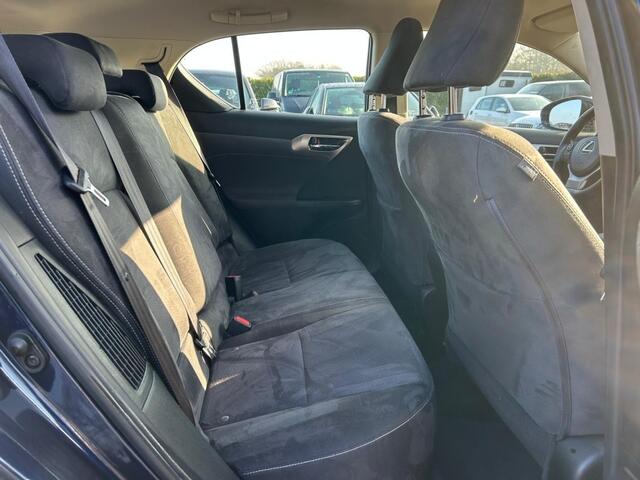 Lexus CT 200H ULTIMATE ED. Xenon, Cruise, Alcantara