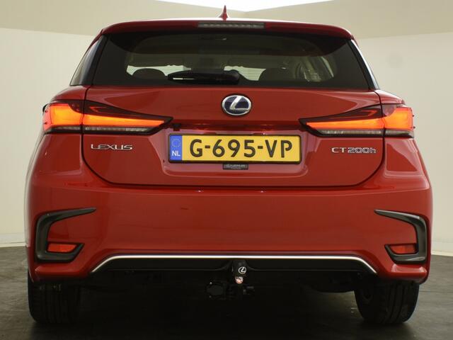 Lexus CT 200h Business Line | Adapt. cruise | Trekhaak | Navigatie |