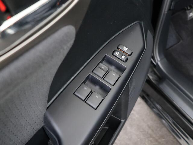 Lexus CT 200h Business Launch Edition | LED | Premium Navigatie | Safety System |