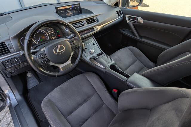 Lexus CT 200h Business Launch Edition Apple Carplay / Android Auto