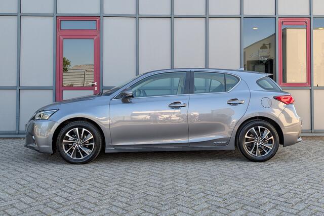Lexus CT 200h Business Launch Edition Apple Carplay / Android Auto