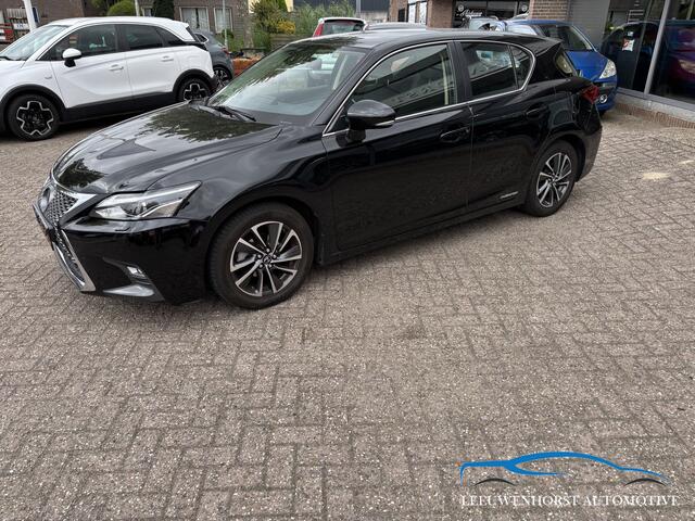 Lexus CT 200h Business Launch Edition, alcantara, camera, cruise, clima, key less, NL-auto