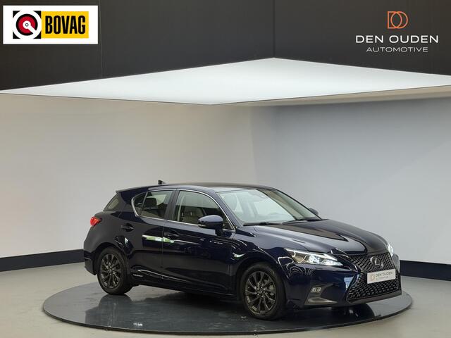 Lexus CT 200h Luxury Line | Leer | Adaptieve cruise control | Verw voorstoelen | 17'' LM all weatherbanden