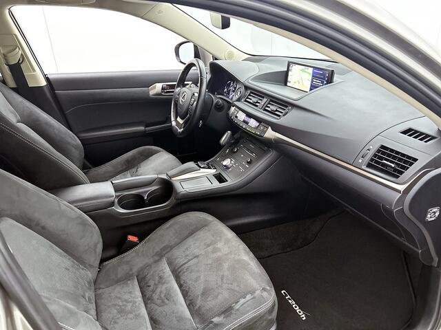Lexus CT 200h Business Launch Edition | LED-koplampen | Parkeersensoren | Keyless Entry |