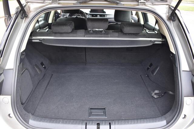 Lexus CT 200h Sport Edition Navigatie | Camera | Keyless | Adaptieve Cruise | 12 mnd BOVAG garantie | Whatsapp 06-53188999