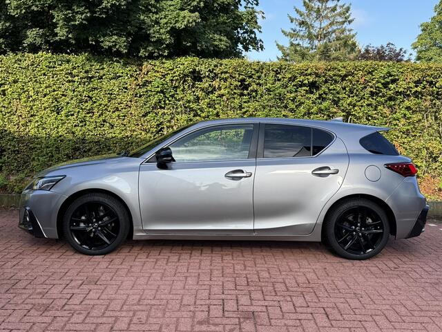 Lexus CT 200h F Sport Line Adaptieve Cruise Stoelverwarming