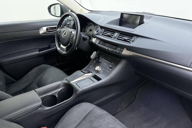 Lexus CT 200h Business Line | Navigatie | Climate Control | Achteruitrijcamera | Parkeersensoren voor & achter