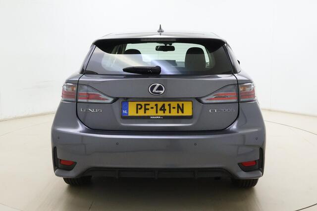Lexus CT 200h Business Line | Navigatie | Climate Control | Achteruitrijcamera | Parkeersensoren voor & achter