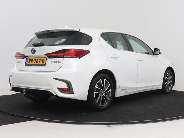 Lexus CT 200h Business Line | Adaptive Cruise Control | Trekhaak afneembaar | Navigatie | Climate Control | Bluetooth | Elektrische ramen voor+achter | – foto 2