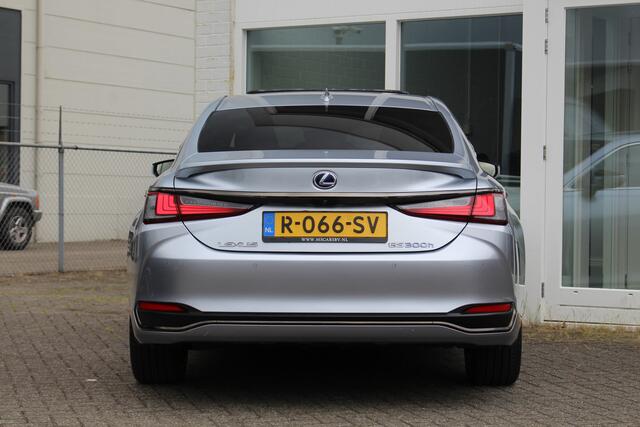 Lexus Es 300h Hybrid F-Sport Premium I Facelift I Mark. Lev I Applecarplay