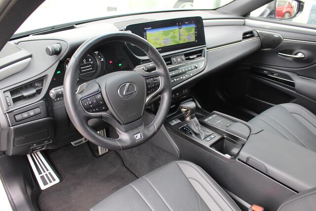 Lexus Es 300h Hybrid F-Sport Premium I Facelift I Mark. Lev I Applecarplay