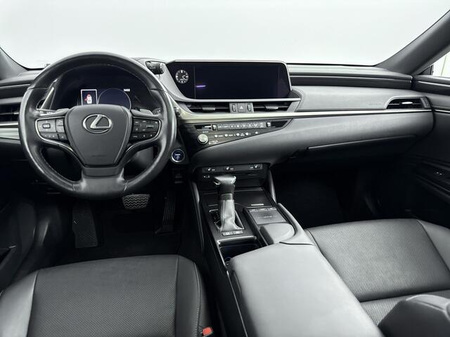 Lexus Es 300h Preference Line | Sunroof | Zwart Leder |