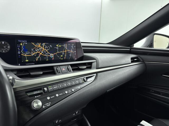 Lexus Es 300h Preference Line | Sunroof | Zwart Leder |