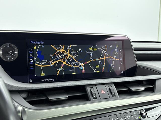 Lexus Es 300h Preference Line | Sunroof | Zwart Leder |