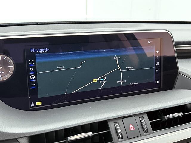 Lexus Es 300h President Line