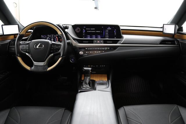 Lexus Es 300h President Line | Full option! | Digitale buitenspiegels | Mark Levinson | Dealeronderhouden