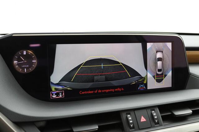 Lexus Es 300h President Line | Full option! | Digitale buitenspiegels | Mark Levinson | Dealeronderhouden