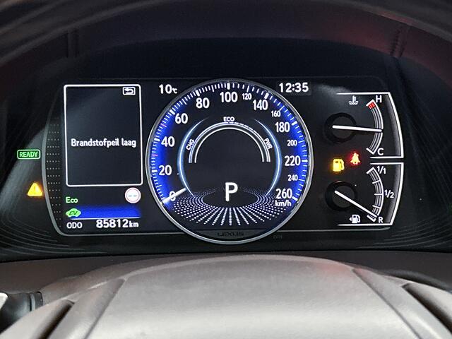 Lexus Es 300h Luxury Line | Stoelverwarming en -ventilatie | Leer | LED koplampen | Adaptive Cruise |
