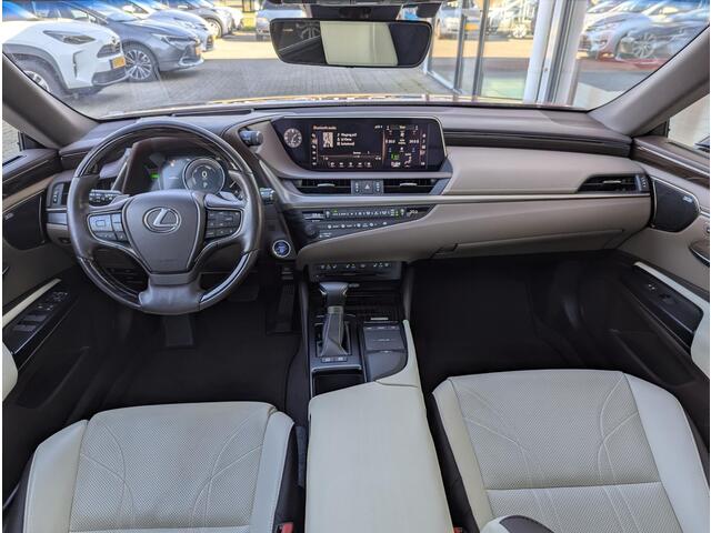 Lexus Es 300h President Line | Stoelverw. en koeling | Stuurverw. | HUD | Mark & Levinson | 360° camera | Pano