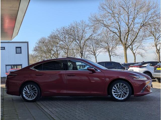 Lexus Es 300h President Line | Stoelverw. en koeling | Stuurverw. | HUD | Mark & Levinson | 360° camera | Pano