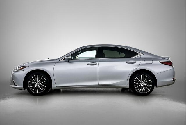 Lexus Es 300h Business Line | BTW Voertuig | Eerste eigenaar | Premium uitgevoerd |
